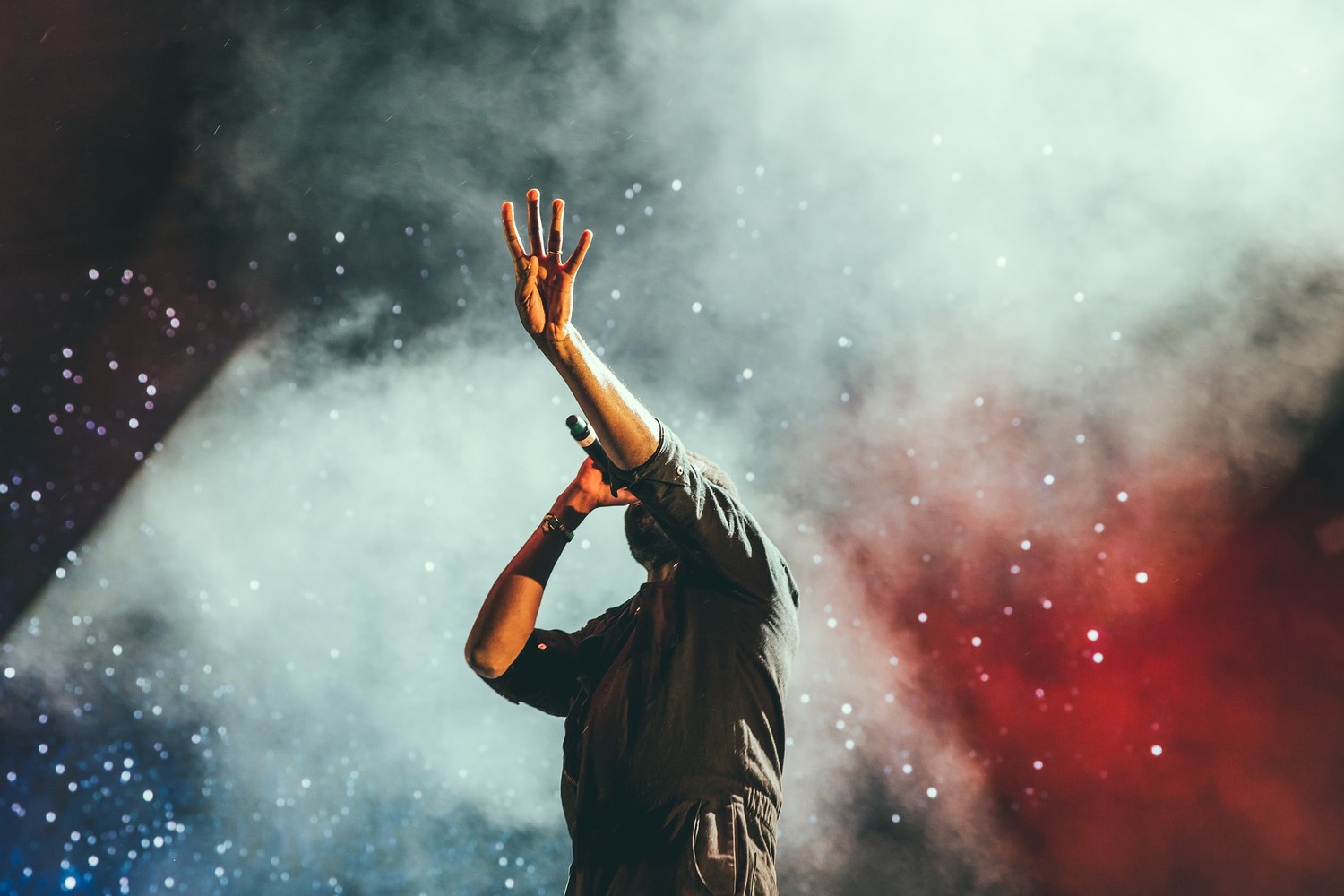 cantante sul palco